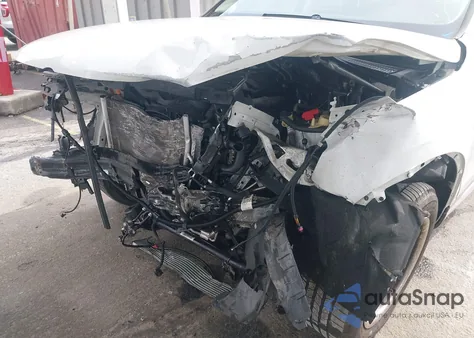 2017 Volkswagen Touareg V6 Sport z USA, uszkodzony, nr VIN WVGEF7BP0HD005299